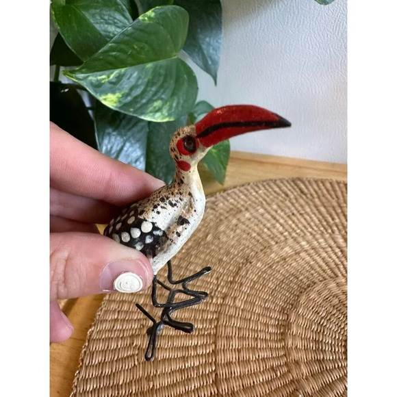 Southern Red-Bill Horned bird decor - Picture 7 of 7